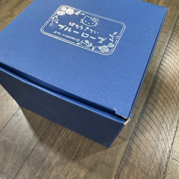 Rare Hello Kitty Blue Rose 6-Pc Porcelain Dish Set - Picture 12 of 12